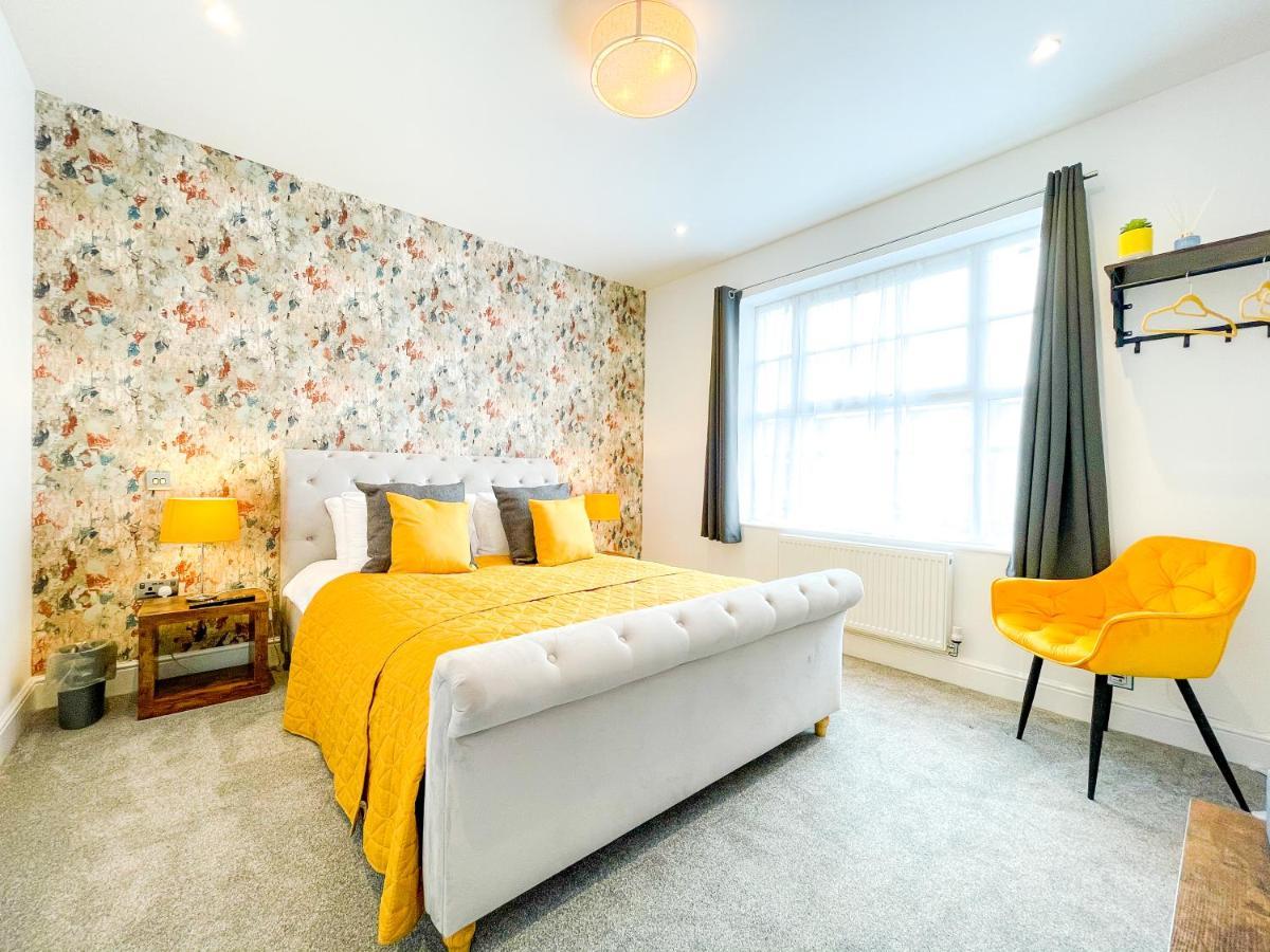 Отель 46 Ashfield Rd, Олтрингем Экстерьер фото