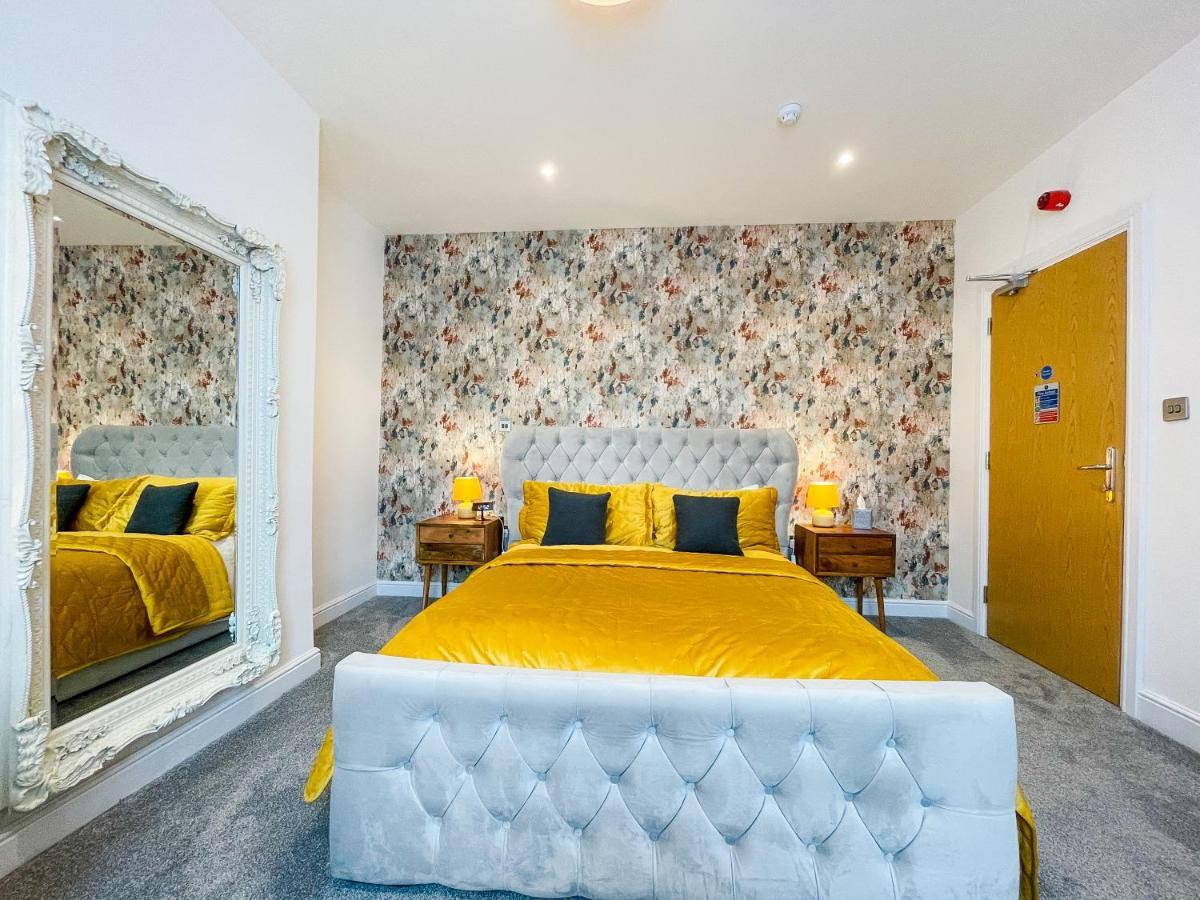 Отель 46 Ashfield Rd, Олтрингем Экстерьер фото